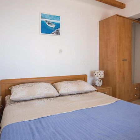 Lovely Apartment In Komarna With House Sea View Клек Экстерьер фото